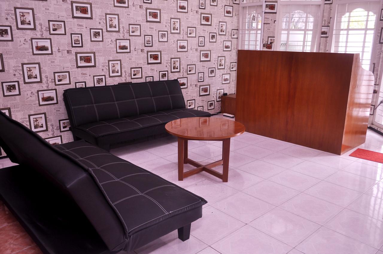 יוגיאקרטה Reddoorz Hostel Near Prawirotaman Jogja מראה חיצוני תמונה